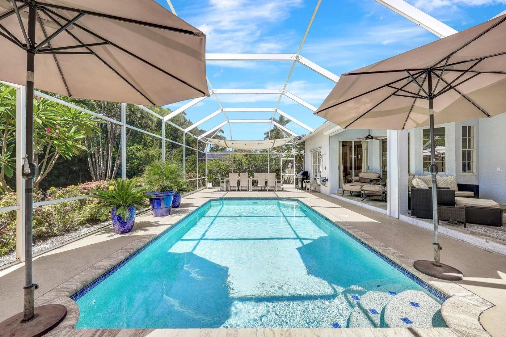 Lux Family 3 Bedroom With Pool Villa Walk To Beach And Mercato Naples Exterior photo
